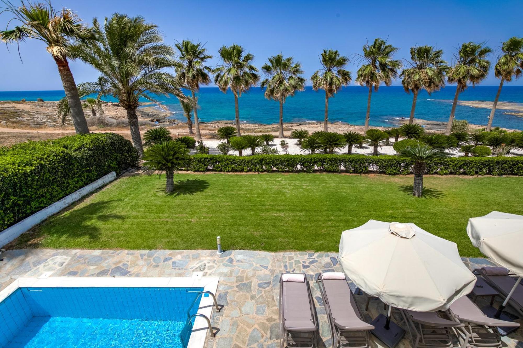 Platzia Beach Villas Paphos Exteriör bild